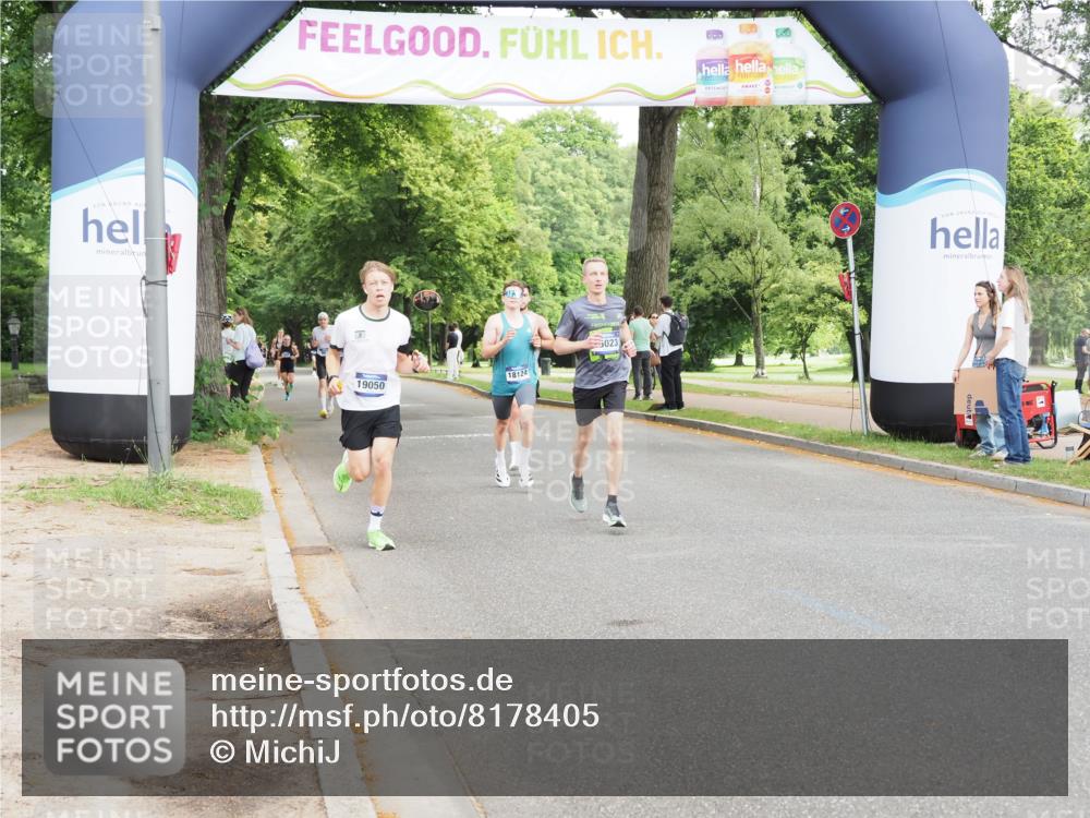 29.06.2025 - hella hamburg halbmarathon MichiJ http://msf.ph/oto/8178405 29.06.2025 10:16:56 Zwischen KM18-KM19 15023, 18124, 18692, 19050 meine-sportfotos.de
