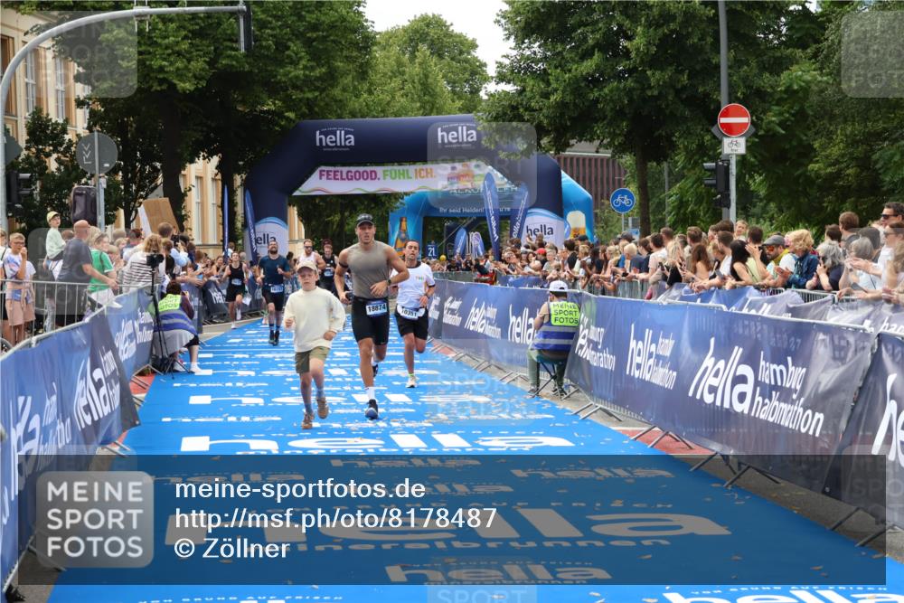 29.06.2025 - hella hamburg halbmarathon Zöllner http://msf.ph/oto/8178487 29.06.2025 10:29:07 Ziel 3043, 10171, 10351, 16157, 18874 meine-sportfotos.de