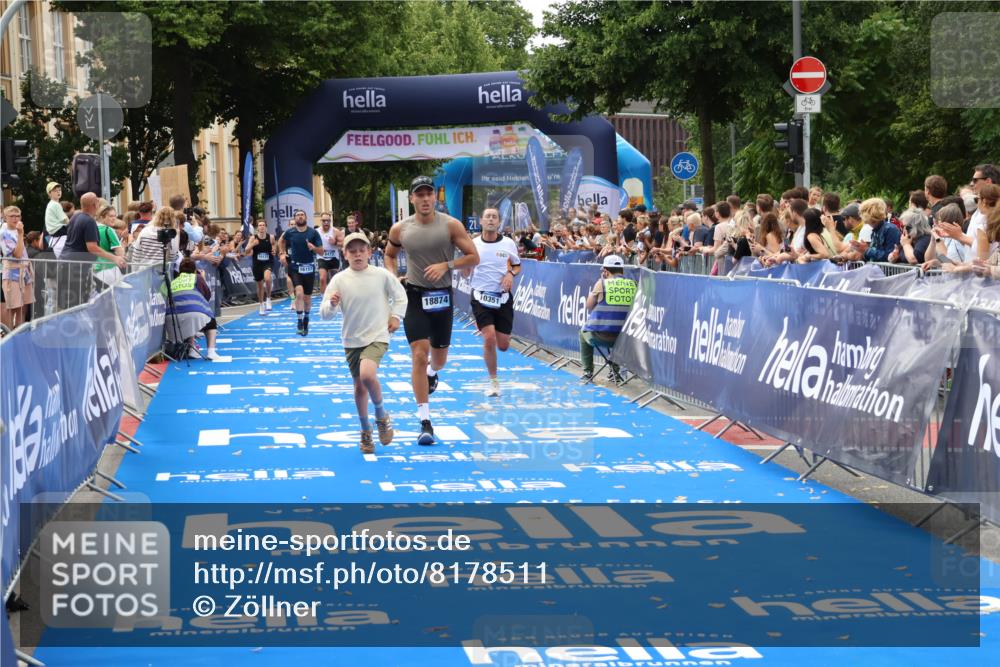 29.06.2025 - hella hamburg halbmarathon Zöllner http://msf.ph/oto/8178511 29.06.2025 10:29:08 Ziel 3043, 8473, 10171, 10351, 16157, 18874 meine-sportfotos.de