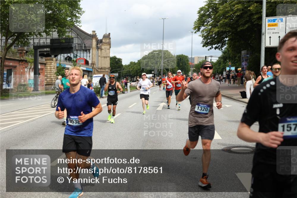 29.06.2025 - hella hamburg halbmarathon Yannick Fuchs http://msf.ph/oto/8178561 29.06.2025 10:42:32 20KM 1086, 1320, 1884, 1914, 2340, 2442, 3213, 3747, 4324, 4711, 5024, 5362, 5915, 6081, 6377, 6836, 6923, 7367, 8216, 8916, 9262, 9482, 9538, 9638, 10000, 11211, 11467, 12549, 12747, 12840, 13570, 13614, 14797, 14814, 15309, 15573, 15590, 15629, 15735, 15808, 16094, 16149, 16205, 16269, 16414, 16766, 17007, 18206, 18251, 18476, 18790, 18836, 18923, 18963, 19198 meine-sportfotos.de