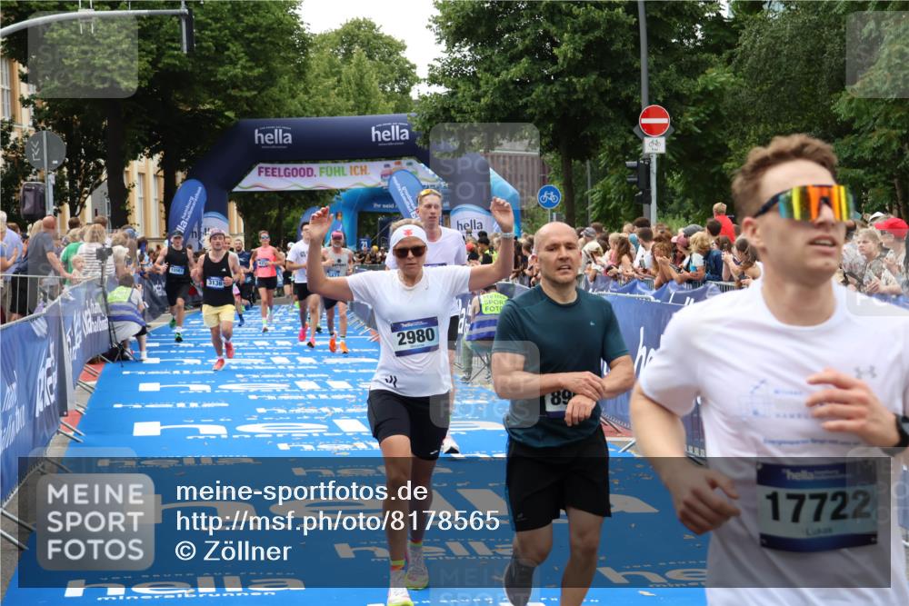 29.06.2025 - hella hamburg halbmarathon Zöllner http://msf.ph/oto/8178565 29.06.2025 10:39:01 Ziel 1164, 2980, 3136, 3783, 4359, 6682, 8958, 11447, 13137, 15257, 15561, 15873, 17722, 18734, 19151 meine-sportfotos.de