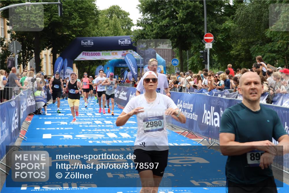 29.06.2025 - hella hamburg halbmarathon Zöllner http://msf.ph/oto/8178597 29.06.2025 10:39:02 Ziel 1164, 1803, 2262, 2980, 3136, 4359, 6682, 8958, 11447, 13137, 15561, 15873, 18734, 19151 meine-sportfotos.de