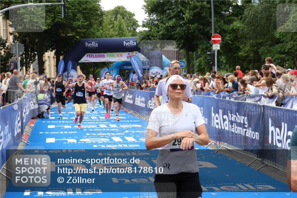 29.06.2025 - hella hamburg halbmarathon Zöllner http://msf.ph/oto/8178610 29.06.2025 10:39:02 Ziel 1164, 1803, 2262, 2980, 3136, 4359, 6682, 8958, 11447, 13137, 15561, 15873, 18734, 19151 meine-sportfotos.de