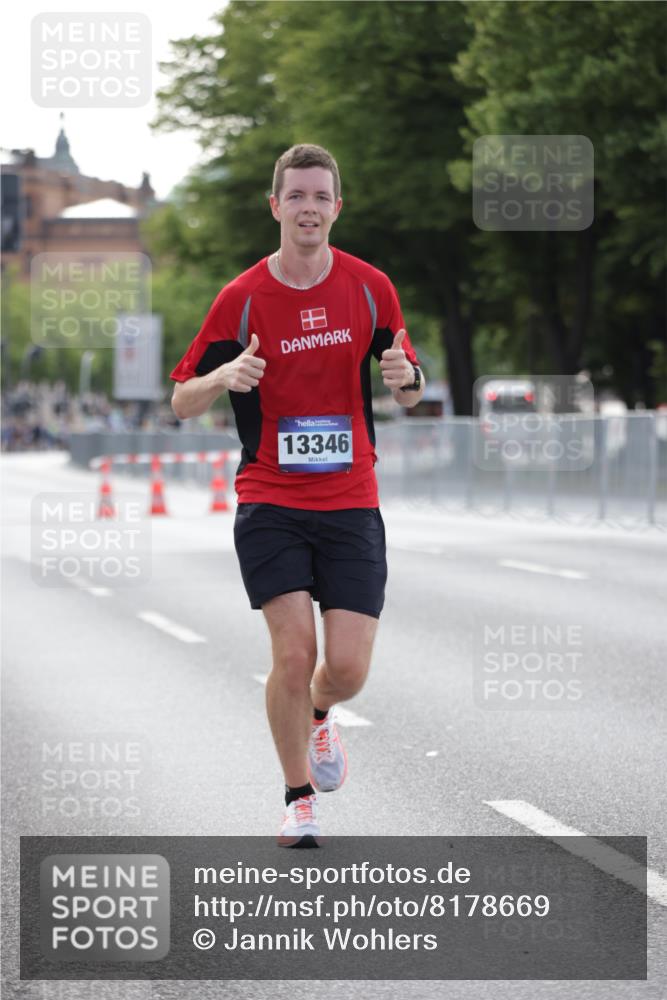 29.06.2025 - hella hamburg halbmarathon Jannik Wohlers http://msf.ph/oto/8178669 29.06.2025 09:42:26 Lombardsbrücke 5612, 7331, 7855, 9269, 11078, 11228, 12360, 13346, 13872, 13913, 14753, 14836, 17614, 18740, 19041, 19042, 19050, 19076, 19078 meine-sportfotos.de