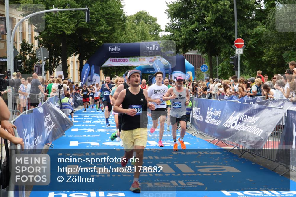 29.06.2025 - hella hamburg halbmarathon Zöllner http://msf.ph/oto/8178682 29.06.2025 10:39:05 Ziel 1164, 1803, 2262, 3136, 4359, 6682, 6686, 6687, 11447, 11619, 15561, 15873, 16820, 18734, 19151 meine-sportfotos.de