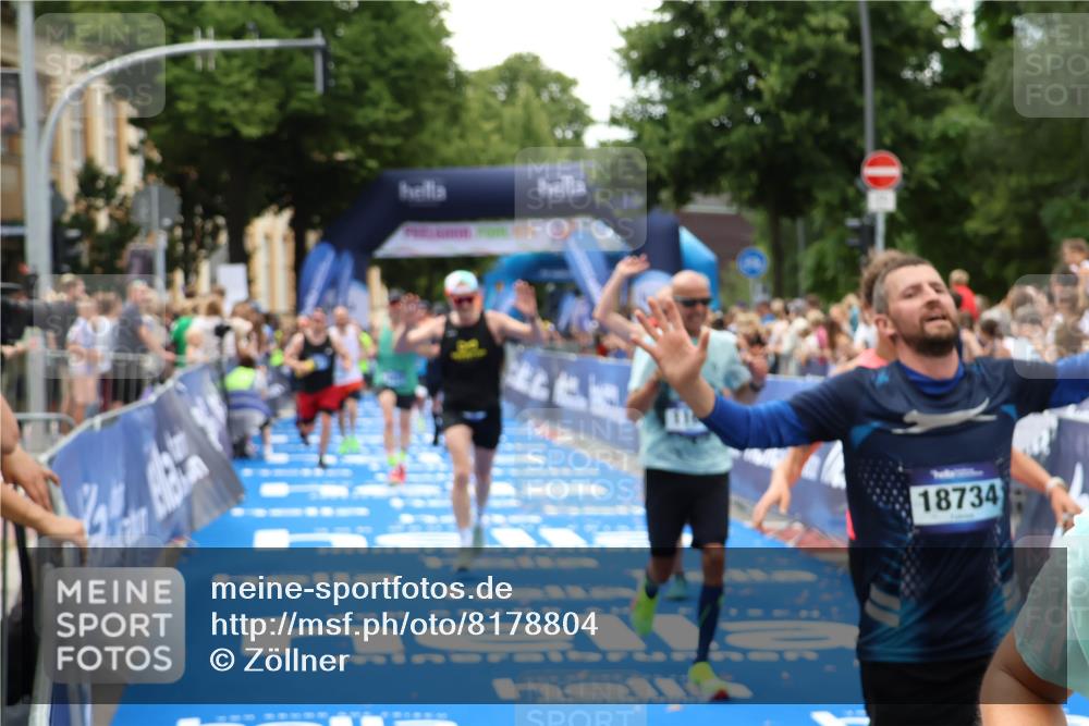 29.06.2025 - hella hamburg halbmarathon Zöllner http://msf.ph/oto/8178804 29.06.2025 10:39:09 Ziel 1164, 1445, 1803, 2262, 4359, 4759, 6686, 6687, 11619, 12137, 15556, 16656, 16820, 18547, 18734, 19151 meine-sportfotos.de
