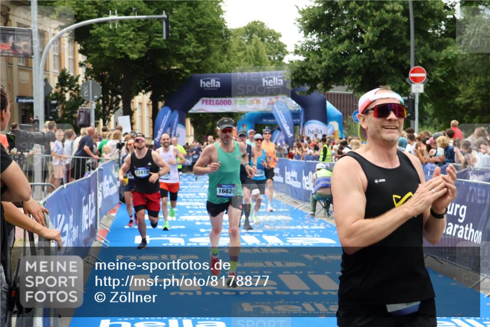 29.06.2025 - hella hamburg halbmarathon Zöllner http://msf.ph/oto/8178877 29.06.2025 10:39:11 Ziel 1445, 1803, 2262, 3282, 4759, 6686, 6687, 11619, 12137, 15556, 16656, 16820, 18149, 18547 meine-sportfotos.de