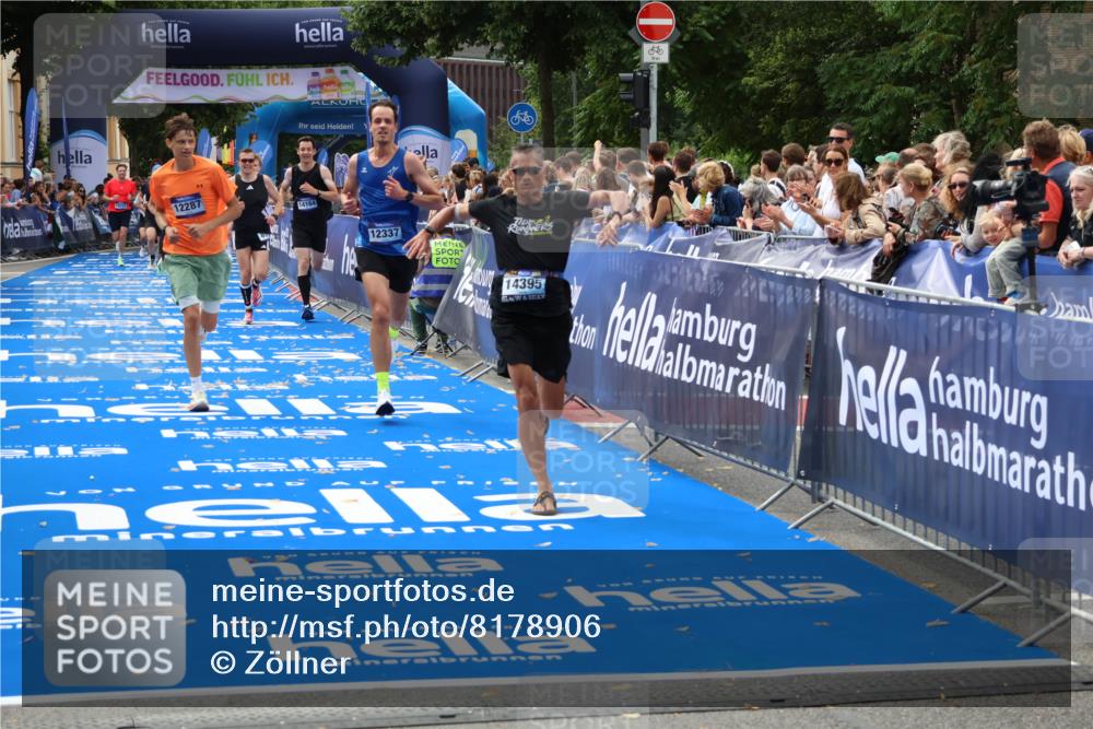 29.06.2025 - hella hamburg halbmarathon Zöllner http://msf.ph/oto/8178906 29.06.2025 10:29:23 Ziel 2075, 8975, 9571, 12287, 12337, 13838, 14164, 14395, 19203 meine-sportfotos.de
