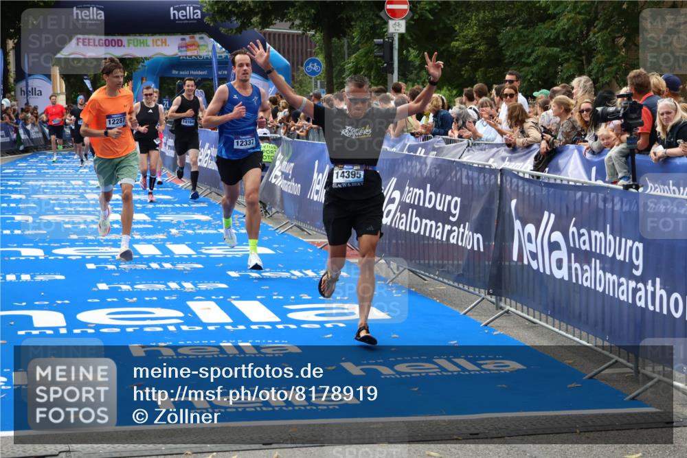 29.06.2025 - hella hamburg halbmarathon Zöllner http://msf.ph/oto/8178919 29.06.2025 10:29:23 Ziel 2075, 8975, 9571, 12287, 12337, 13838, 14164, 14395, 19203 meine-sportfotos.de