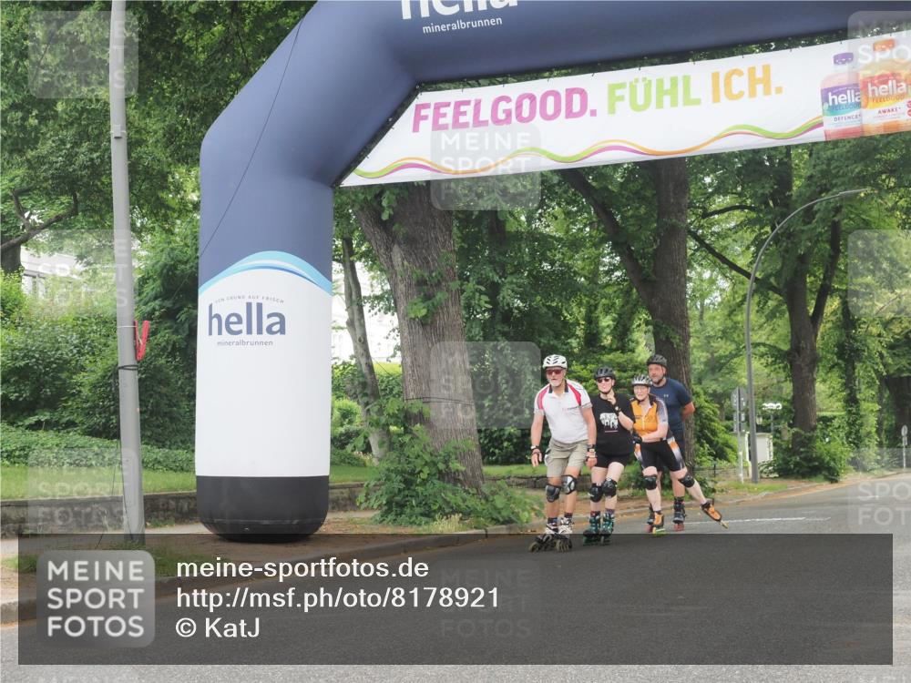 29.06.2025 - hella hamburg halbmarathon KatJ http://msf.ph/oto/8178921 29.06.2025 09:22:06 Zwischen KM18-KM19  meine-sportfotos.de