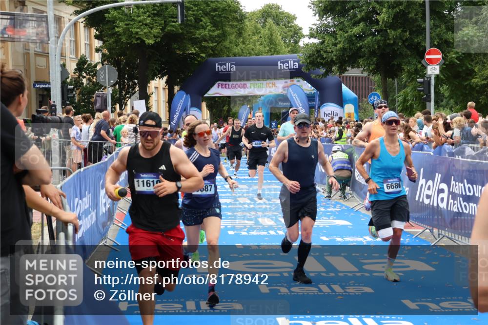 29.06.2025 - hella hamburg halbmarathon Zöllner http://msf.ph/oto/8178942 29.06.2025 10:39:13 Ziel 1445, 3282, 4759, 6686, 6687, 11305, 11619, 12137, 13729, 14311, 15556, 16656, 16820, 17668, 18149, 18547 meine-sportfotos.de