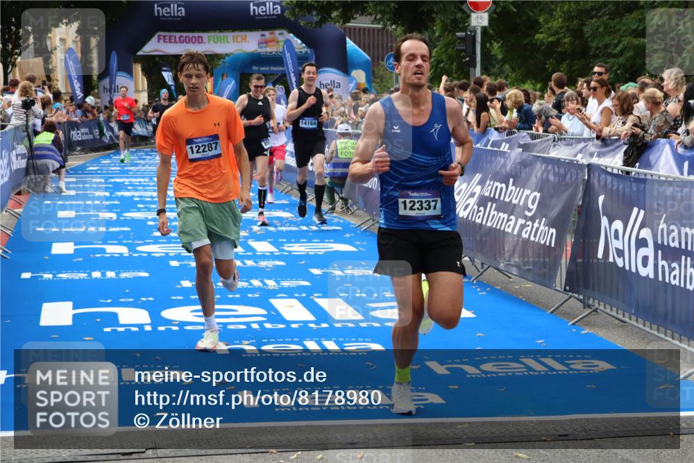29.06.2025 - hella hamburg halbmarathon Zöllner http://msf.ph/oto/8178980 29.06.2025 10:29:25 Ziel 2075, 8975, 9571, 10156, 12234, 12287, 12337, 13838, 14164, 14395, 15880, 18737, 19203 meine-sportfotos.de