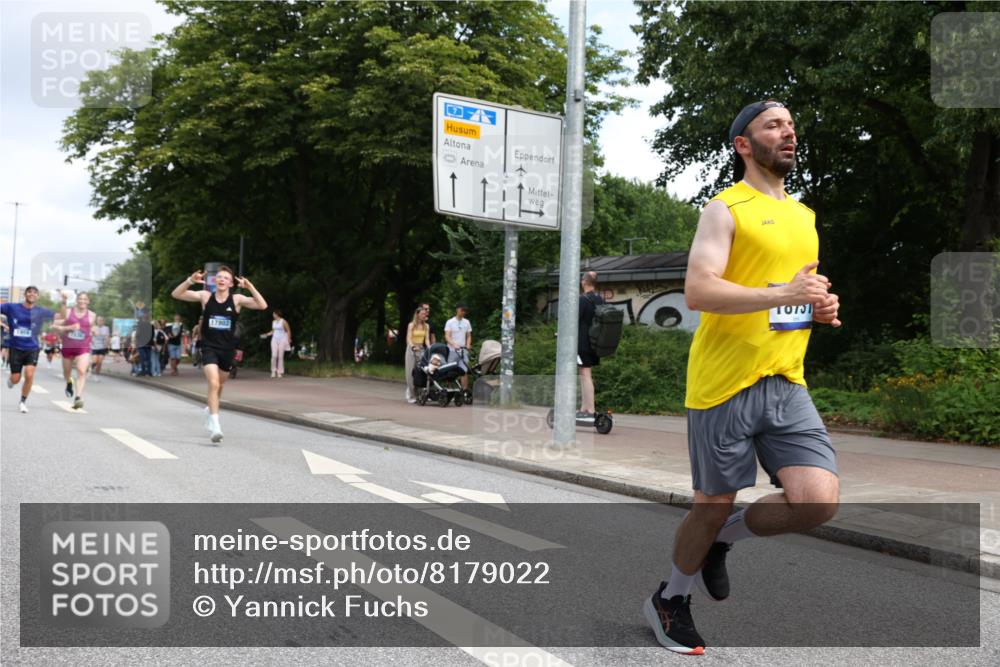 29.06.2025 - hella hamburg halbmarathon Yannick Fuchs http://msf.ph/oto/8179022 29.06.2025 10:28:25 20KM 1053, 1396, 1959, 2243, 2836, 4246, 4602, 5193, 8312, 8956, 11227, 12595, 13618, 14289, 14310, 14466, 14784, 14975, 15268, 15326, 15887, 16724, 16755, 16931, 17191, 17802, 18455, 18731, 18854 meine-sportfotos.de
