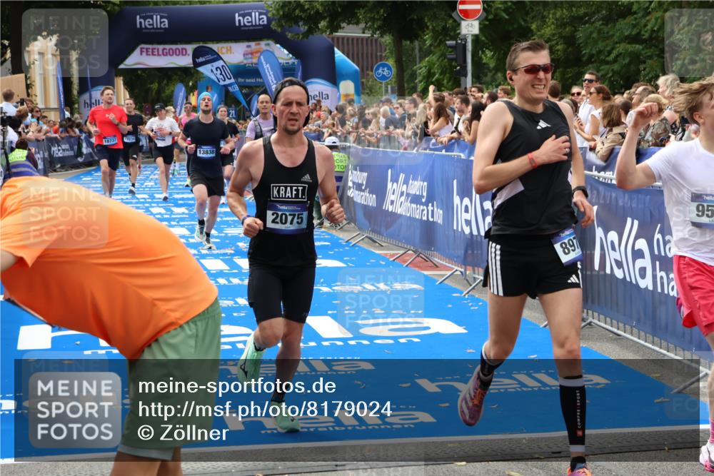 29.06.2025 - hella hamburg halbmarathon Zöllner http://msf.ph/oto/8179024 29.06.2025 10:29:28 Ziel 2075, 8975, 9571, 10156, 12234, 13838, 14164, 15880, 16118, 17197, 18737, 19203 meine-sportfotos.de