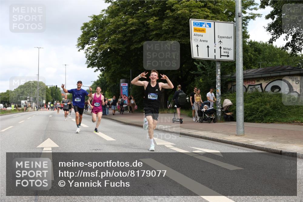 29.06.2025 - hella hamburg halbmarathon Yannick Fuchs http://msf.ph/oto/8179077 29.06.2025 10:28:25 20KM 1053, 1396, 1959, 2243, 2836, 4246, 4602, 5193, 8312, 8956, 11227, 12595, 13618, 14289, 14310, 14466, 14784, 14975, 15268, 15326, 15887, 16724, 16755, 16931, 17191, 17802, 18455, 18731, 18854 meine-sportfotos.de