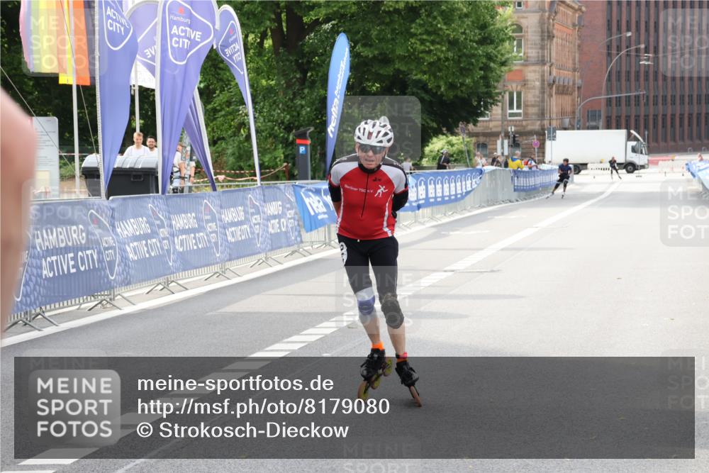 29.06.2025 - hella hamburg halbmarathon Strokosch-Dieckow http://msf.ph/oto/8179080 29.06.2025 09:20:47 Ziel 20181, 20316, 20457 meine-sportfotos.de