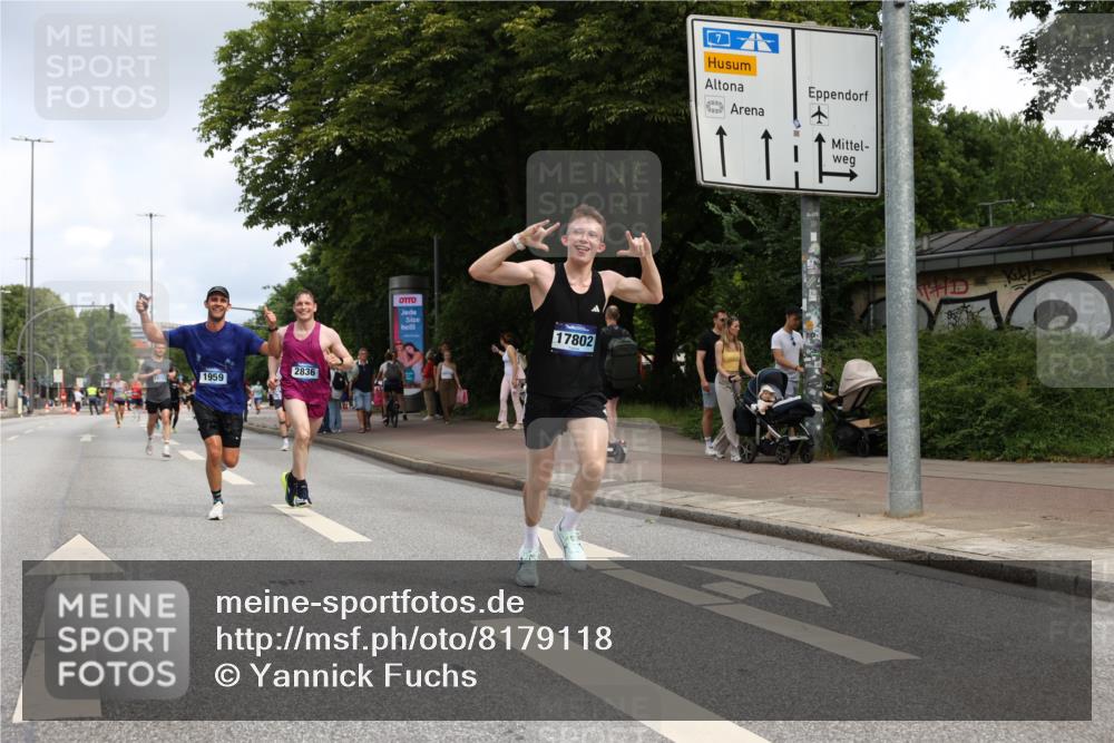 29.06.2025 - hella hamburg halbmarathon Yannick Fuchs http://msf.ph/oto/8179118 29.06.2025 10:28:26 20KM 1053, 1396, 1959, 2243, 2836, 4246, 4602, 5193, 8312, 8956, 11227, 12595, 13618, 14289, 14310, 14466, 14784, 14975, 15268, 15326, 15887, 16724, 16755, 16931, 17191, 17802, 18455, 18731, 18854 meine-sportfotos.de