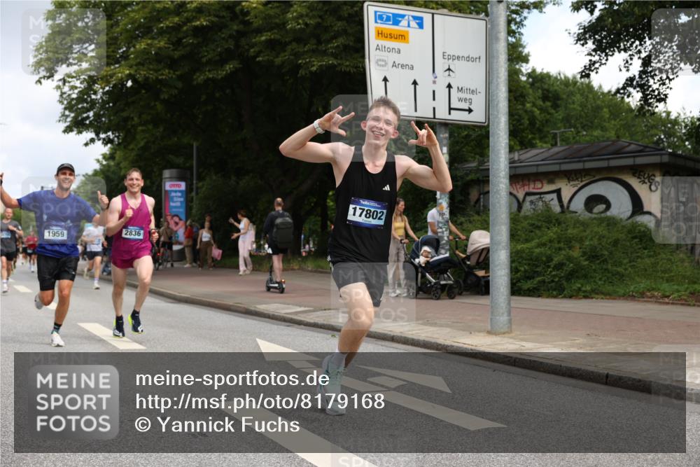 29.06.2025 - hella hamburg halbmarathon Yannick Fuchs http://msf.ph/oto/8179168 29.06.2025 10:28:26 20KM 1053, 1396, 1959, 2243, 2836, 4246, 4602, 5193, 8312, 8956, 11227, 12595, 13618, 14289, 14310, 14466, 14784, 14975, 15268, 15326, 15887, 16724, 16755, 16931, 17191, 17802, 18455, 18731, 18854 meine-sportfotos.de