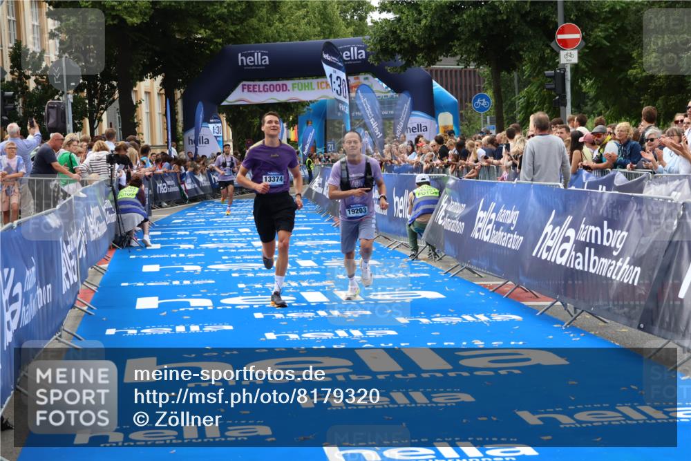 29.06.2025 - hella hamburg halbmarathon Zöllner http://msf.ph/oto/8179320 29.06.2025 10:29:50 Ziel 13374, 19202 meine-sportfotos.de