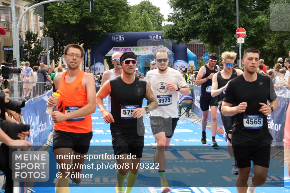 29.06.2025 - hella hamburg halbmarathon Zöllner http://msf.ph/oto/8179322 29.06.2025 10:39:23 Ziel 2044, 4565, 5752, 6037, 8319, 8925, 12046, 13479, 14359, 15013, 15866, 17646 meine-sportfotos.de
