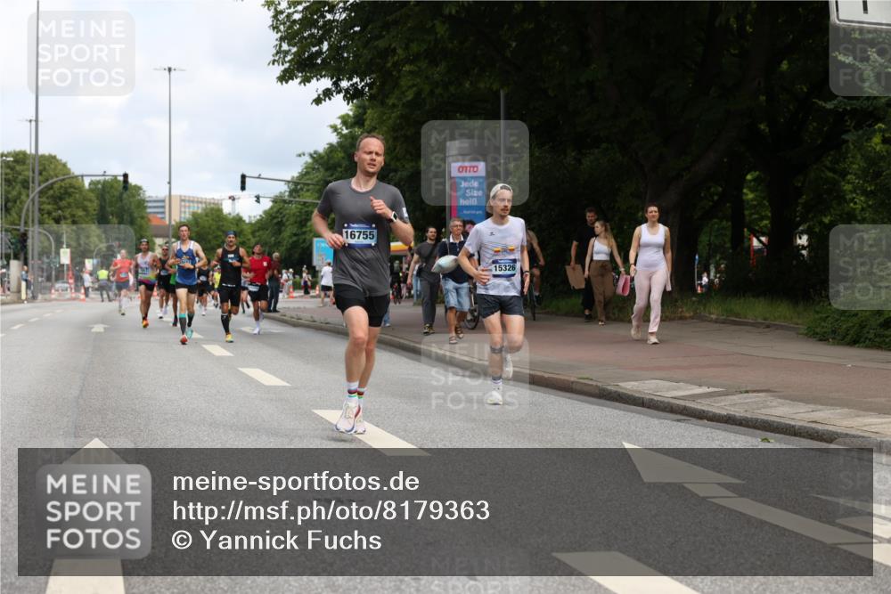 29.06.2025 - hella hamburg halbmarathon Yannick Fuchs http://msf.ph/oto/8179363 29.06.2025 10:28:29 20KM 1053, 1396, 1743, 1959, 2243, 2836, 4246, 5193, 8312, 8956, 9345, 10865, 11227, 12595, 13066, 13618, 14289, 14310, 14466, 14784, 15268, 15326, 15887, 16724, 16755, 16931, 17191, 17802, 18099, 18731, 18854 meine-sportfotos.de