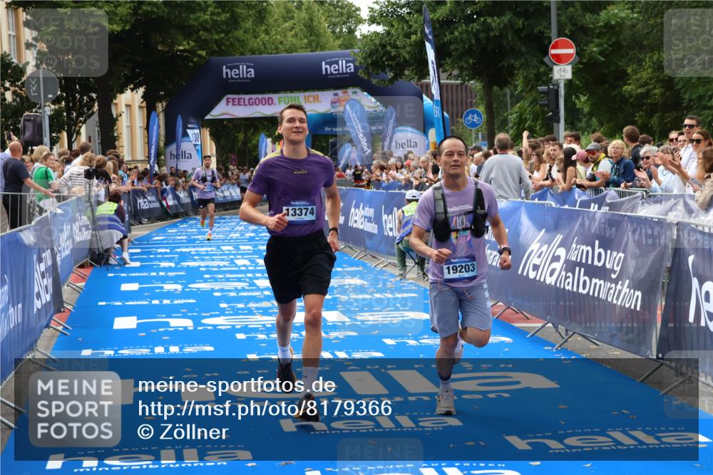 29.06.2025 - hella hamburg halbmarathon Zöllner http://msf.ph/oto/8179366 29.06.2025 10:29:51 Ziel 13374, 19202 meine-sportfotos.de