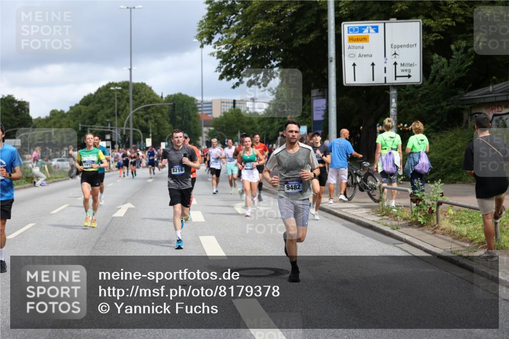 29.06.2025 - hella hamburg halbmarathon Yannick Fuchs http://msf.ph/oto/8179378 29.06.2025 10:42:43 20KM 1086, 1163, 1176, 1537, 1884, 1914, 2442, 3213, 4711, 5421, 6081, 6377, 6923, 7367, 8216, 8889, 8916, 9482, 9638, 9770, 10000, 11467, 12149, 12747, 12840, 13570, 13614, 14192, 14511, 14814, 14990, 15573, 15590, 15629, 15917, 15981, 16094, 16269, 16414, 16766, 17007, 17127, 18251, 18815, 18923, 19198 meine-sportfotos.de