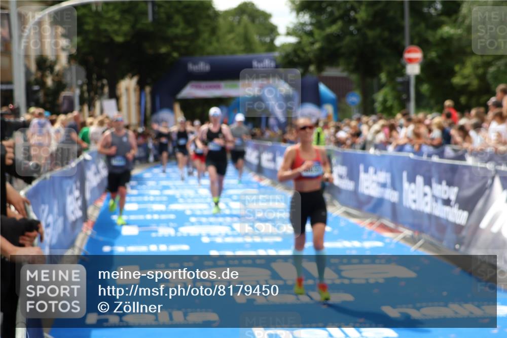 29.06.2025 - hella hamburg halbmarathon Zöllner http://msf.ph/oto/8179450 29.06.2025 10:39:27 Ziel 2546, 2972, 6037, 6152, 8346, 12335, 12372, 14359, 15013, 15866 meine-sportfotos.de
