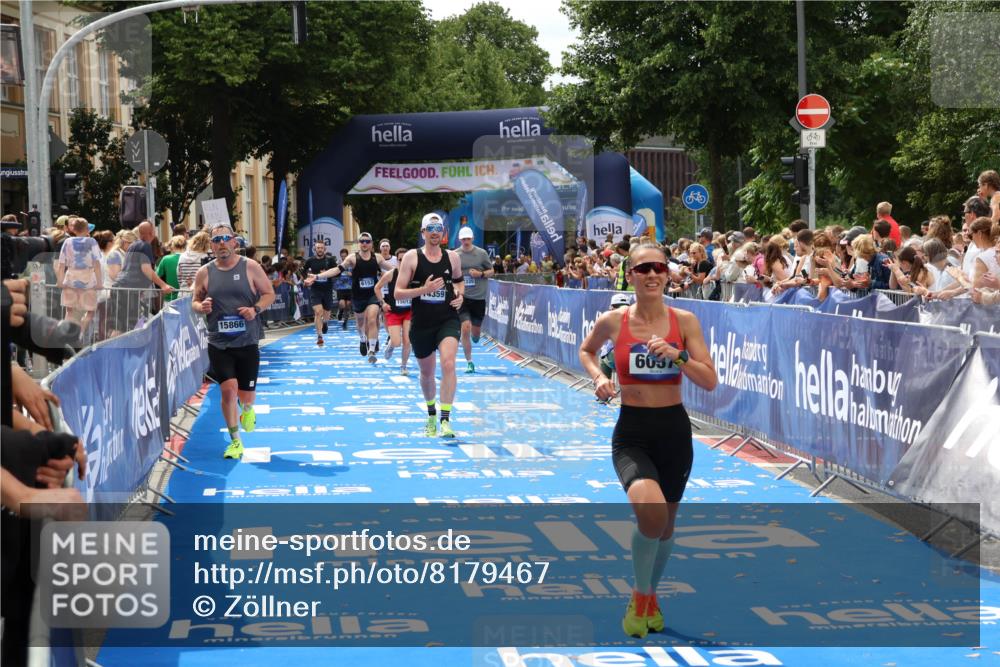 29.06.2025 - hella hamburg halbmarathon Zöllner http://msf.ph/oto/8179467 29.06.2025 10:39:27 Ziel 2546, 2972, 6037, 6152, 8346, 12335, 12372, 14359, 15013, 15866 meine-sportfotos.de