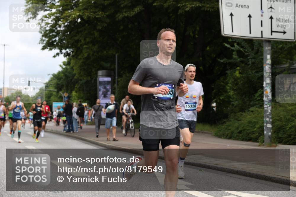 29.06.2025 - hella hamburg halbmarathon Yannick Fuchs http://msf.ph/oto/8179549 29.06.2025 10:28:30 20KM 1053, 1396, 1743, 1959, 2243, 2836, 4246, 5193, 8312, 8956, 9345, 10865, 11227, 12595, 13066, 13493, 13494, 13618, 14289, 14310, 14784, 15268, 15326, 15887, 16724, 16755, 16931, 17191, 17489, 17802, 18099, 18731, 18854 meine-sportfotos.de