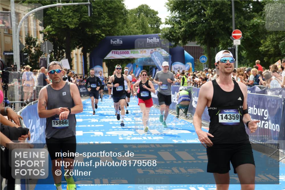 29.06.2025 - hella hamburg halbmarathon Zöllner http://msf.ph/oto/8179568 29.06.2025 10:39:30 Ziel 1343, 2546, 2972, 6152, 8346, 12335, 12372, 14359, 15013, 15866, 15965 meine-sportfotos.de