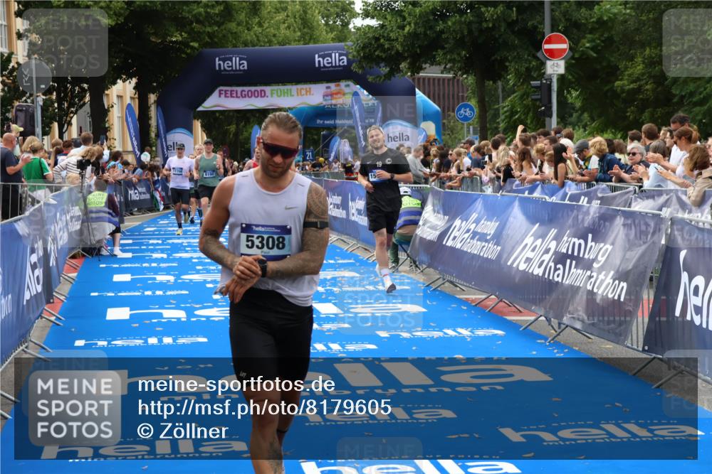 29.06.2025 - hella hamburg halbmarathon Zöllner http://msf.ph/oto/8179605 29.06.2025 10:30:04 Ziel 2689, 3189, 5308, 8190, 9634, 10270, 15672, 17768 meine-sportfotos.de