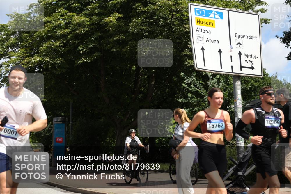 29.06.2025 - hella hamburg halbmarathon Yannick Fuchs http://msf.ph/oto/8179639 29.06.2025 11:38:40 20KM 1879, 2069, 2113, 2313, 3242, 3808, 4245, 4483, 4972, 5059, 5224, 5240, 5300, 5355, 5875, 6153, 6200, 6259, 6917, 7205, 7206, 7431, 7566, 7777, 7844, 8615, 9978, 10001, 10123, 10617, 10644, 11244, 11801, 11831, 11982, 12254, 12903, 12904, 12969, 13442, 13861, 13877, 14163, 14405, 14776, 14856, 14937, 15030, 15380, 15715, 15755, 15762, 15852, 15933, 15953, 16360, 16545, 16837, 16955, 17547, 17868, 17936, 17943, 18353 meine-sportfotos.de