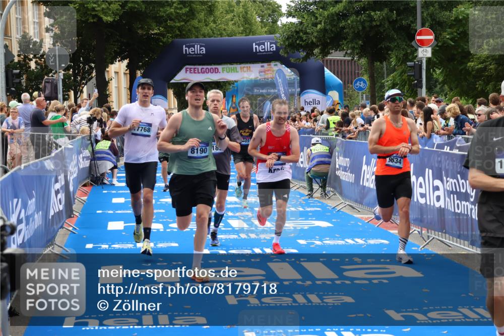 29.06.2025 - hella hamburg halbmarathon Zöllner http://msf.ph/oto/8179718 29.06.2025 10:30:09 Ziel 1758, 2689, 3189, 8190, 9634, 10270, 12308, 15507, 17768 meine-sportfotos.de