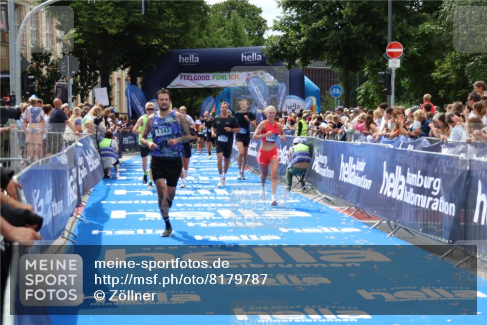 29.06.2025 - hella hamburg halbmarathon Zöllner http://msf.ph/oto/8179787 29.06.2025 10:39:36 Ziel 1343, 7152, 7154, 9116, 9265, 11806, 14077, 15336, 15828, 15965, 17215, 17360, 18154, 18285, 18803 meine-sportfotos.de