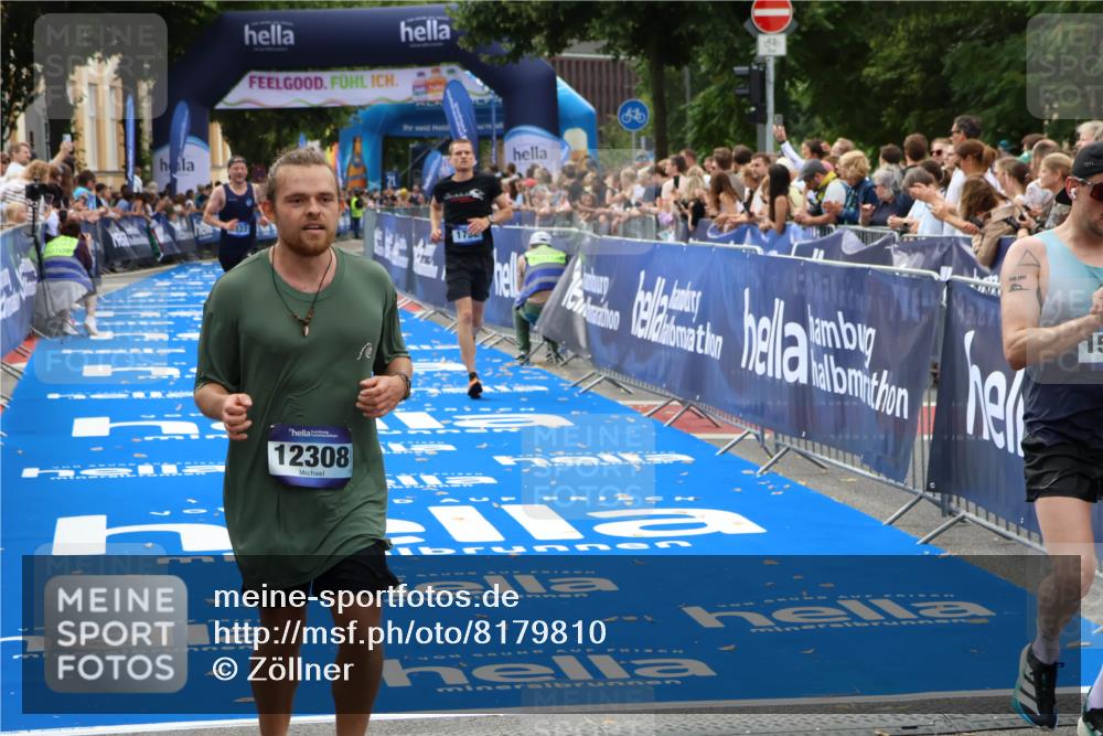 29.06.2025 - hella hamburg halbmarathon Zöllner http://msf.ph/oto/8179810 29.06.2025 10:30:14 Ziel 1758, 8323, 12308, 15507 meine-sportfotos.de
