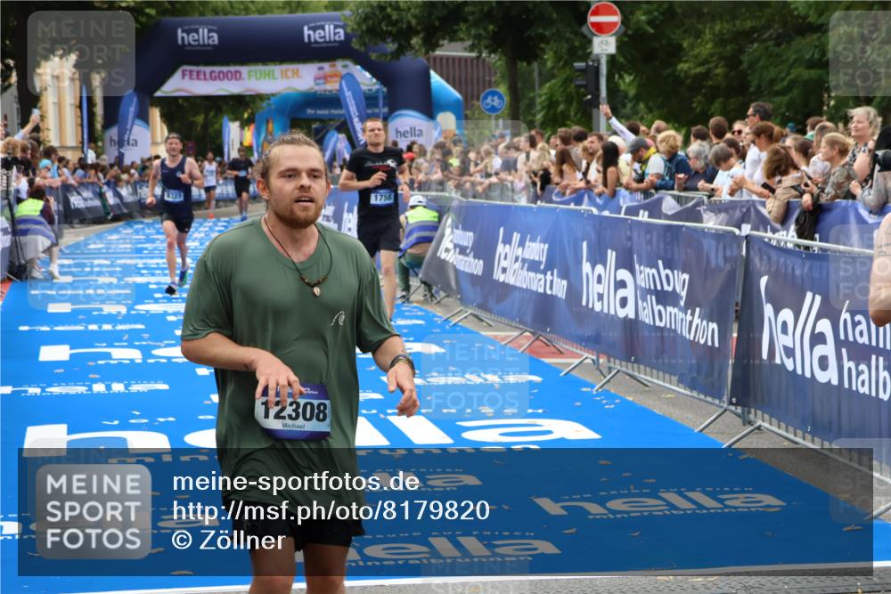 29.06.2025 - hella hamburg halbmarathon Zöllner http://msf.ph/oto/8179820 29.06.2025 10:30:14 Ziel 1758, 8323, 12308, 15507 meine-sportfotos.de