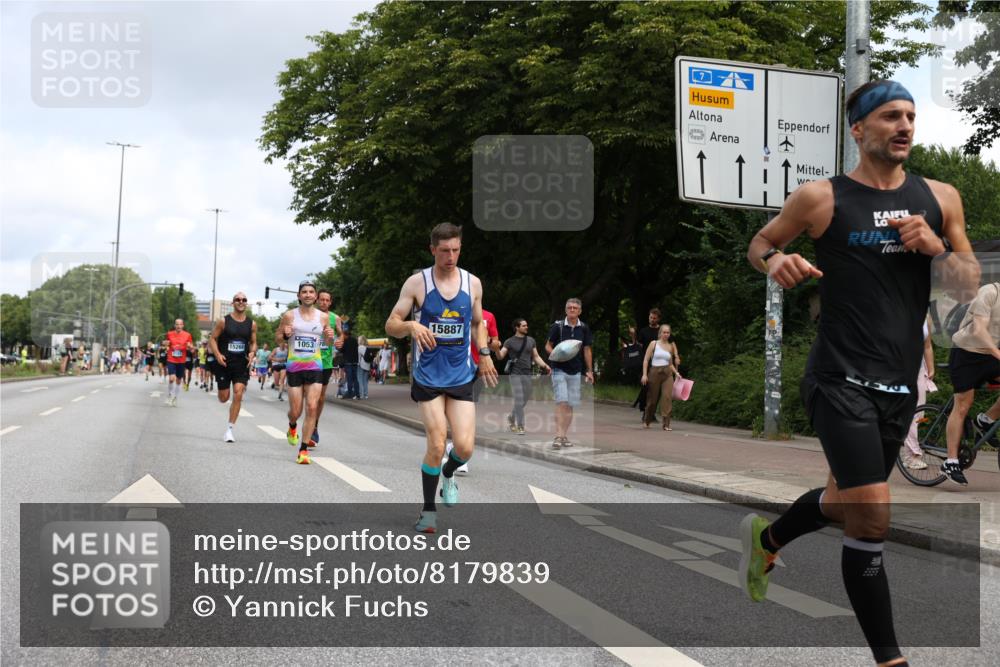 29.06.2025 - hella hamburg halbmarathon Yannick Fuchs http://msf.ph/oto/8179839 29.06.2025 10:28:34 20KM 1053, 1396, 1743, 2243, 2836, 4246, 5193, 8312, 9345, 10865, 11227, 12595, 13066, 13493, 13494, 13618, 14289, 14310, 14784, 15268, 15326, 15887, 16243, 16724, 16755, 17191, 17489, 18099, 18906 meine-sportfotos.de
