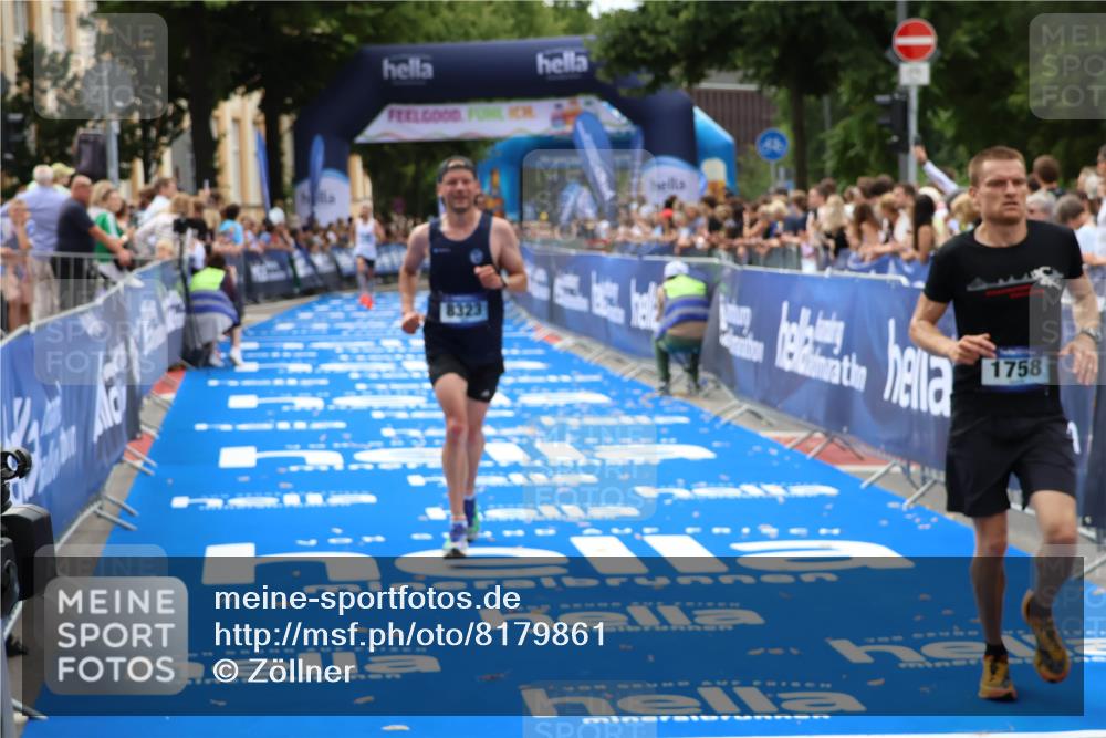 29.06.2025 - hella hamburg halbmarathon Zöllner http://msf.ph/oto/8179861 29.06.2025 10:30:17 Ziel 1758, 8323, 10173, 12691 meine-sportfotos.de