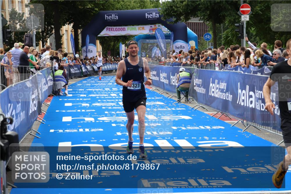 29.06.2025 - hella hamburg halbmarathon Zöllner http://msf.ph/oto/8179867 29.06.2025 10:30:17 Ziel 1758, 8323, 10173, 12691 meine-sportfotos.de