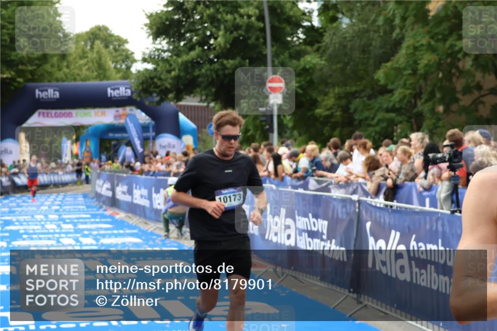 29.06.2025 - hella hamburg halbmarathon Zöllner http://msf.ph/oto/8179901 29.06.2025 10:30:25 Ziel 10173, 12691 meine-sportfotos.de