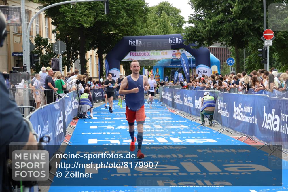 29.06.2025 - hella hamburg halbmarathon Zöllner http://msf.ph/oto/8179907 29.06.2025 10:30:34 Ziel 2460, 3845, 7231, 8318, 11413, 12049, 15253, 16713 meine-sportfotos.de