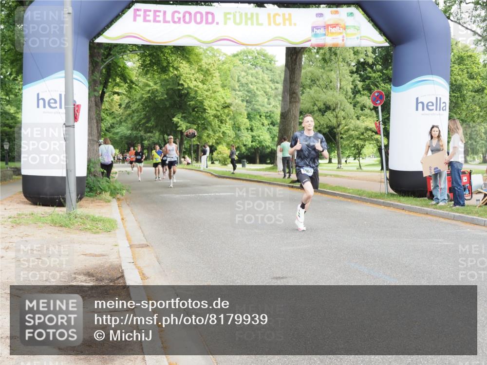29.06.2025 - hella hamburg halbmarathon MichiJ http://msf.ph/oto/8179939 29.06.2025 10:17:08 Zwischen KM18-KM19 1065, 9079, 9097, 12341, 15136 meine-sportfotos.de