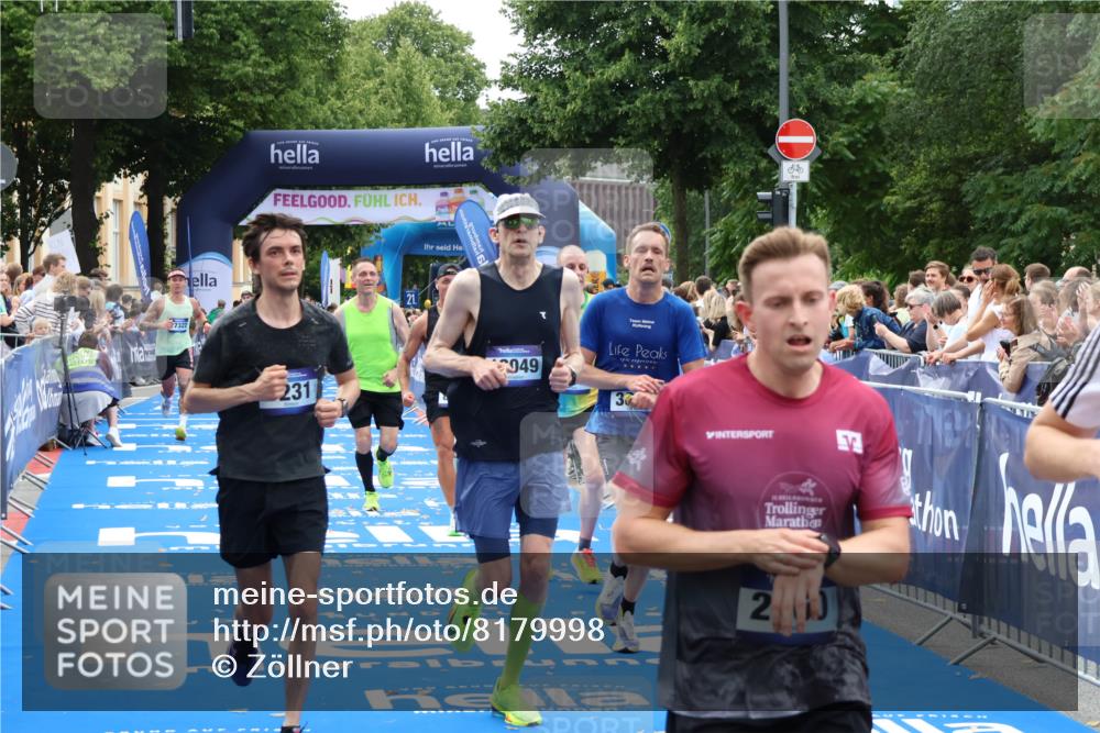 29.06.2025 - hella hamburg halbmarathon Zöllner http://msf.ph/oto/8179998 29.06.2025 10:30:41 Ziel 2460, 2851, 3845, 7231, 7481, 8318, 11413, 12049, 15253, 17322, 18235 meine-sportfotos.de