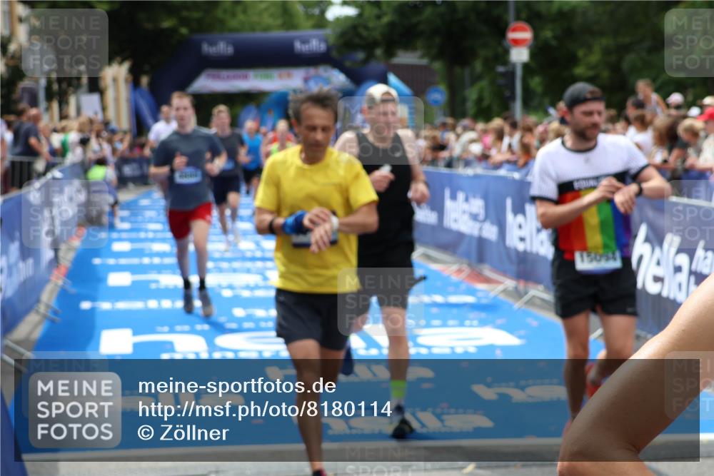 29.06.2025 - hella hamburg halbmarathon Zöllner http://msf.ph/oto/8180114 29.06.2025 10:39:46 Ziel 1358, 4398, 4888, 11284, 13190, 14204, 15094, 15435, 15744, 16580, 16761, 17005, 17425, 17792, 18013 meine-sportfotos.de
