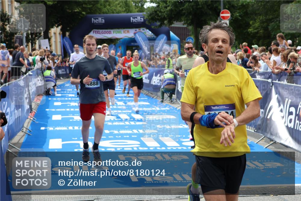 29.06.2025 - hella hamburg halbmarathon Zöllner http://msf.ph/oto/8180124 29.06.2025 10:39:46 Ziel 1358, 4398, 4888, 11284, 13190, 14204, 15094, 15435, 15744, 16580, 16761, 17005, 17425, 17792, 18013 meine-sportfotos.de
