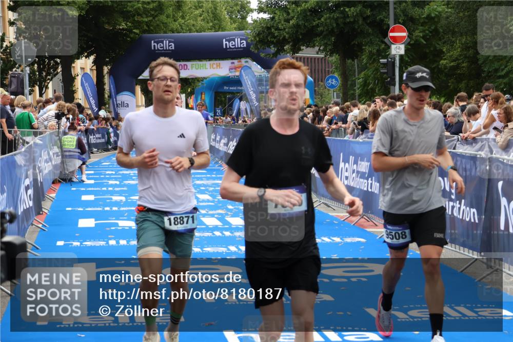 29.06.2025 - hella hamburg halbmarathon Zöllner http://msf.ph/oto/8180187 29.06.2025 10:30:54 Ziel 3379, 7055, 7880, 9381, 9508, 18871 meine-sportfotos.de