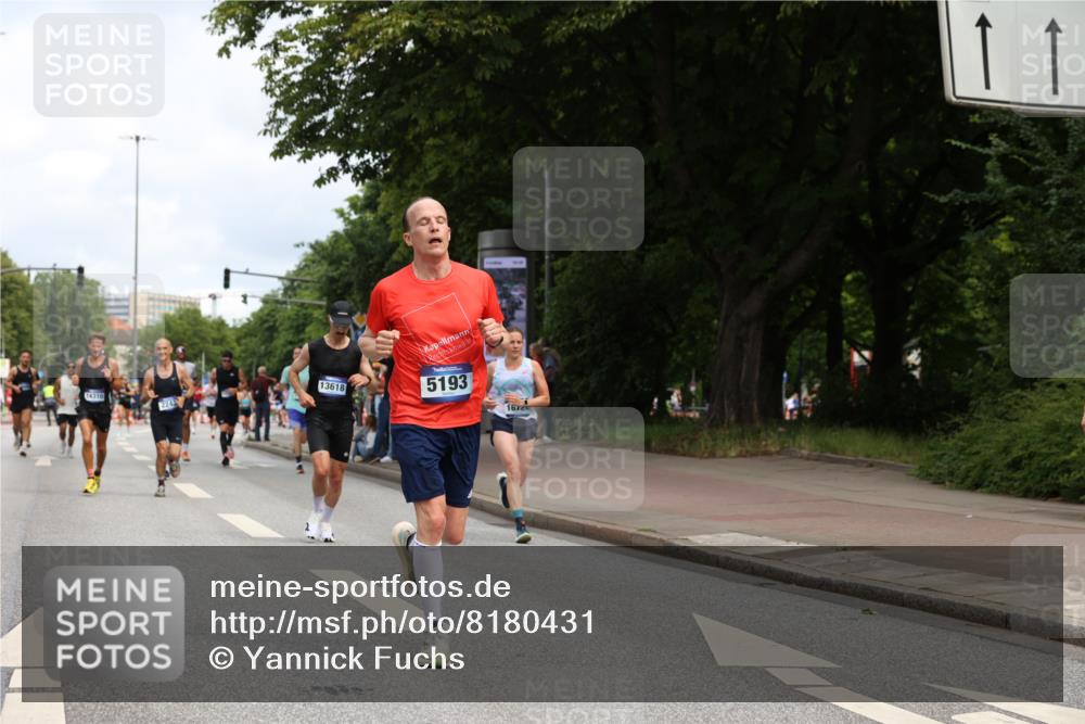 29.06.2025 - hella hamburg halbmarathon Yannick Fuchs http://msf.ph/oto/8180431 29.06.2025 10:28:38 20KM 1053, 1396, 1743, 2243, 2879, 4246, 5193, 6305, 8312, 9345, 10865, 11227, 12595, 13066, 13493, 13494, 13618, 13771, 14289, 14310, 14549, 14784, 15268, 15326, 15887, 16148, 16243, 16724, 16755, 17191, 17489, 18099, 18906 meine-sportfotos.de