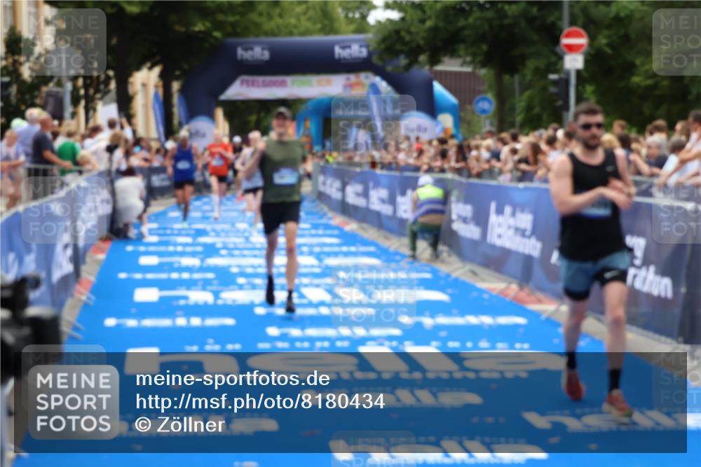 29.06.2025 - hella hamburg halbmarathon Zöllner http://msf.ph/oto/8180434 29.06.2025 10:31:14 Ziel 3201, 10017, 10298, 10929, 12232, 13754, 14450, 18177 meine-sportfotos.de