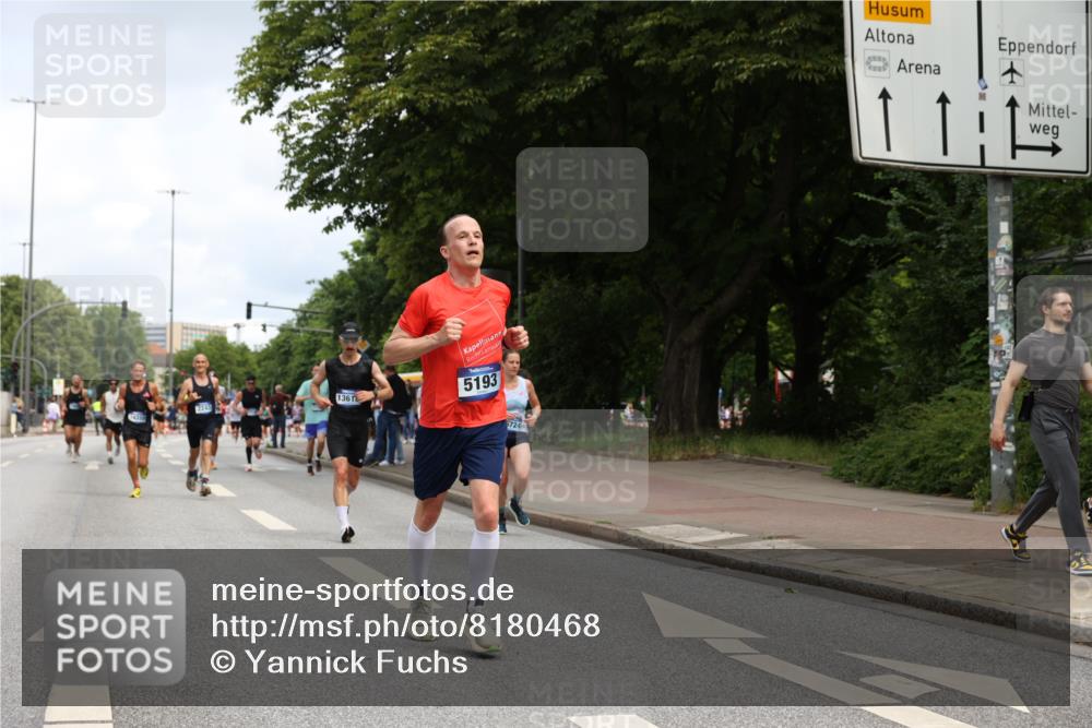 29.06.2025 - hella hamburg halbmarathon Yannick Fuchs http://msf.ph/oto/8180468 29.06.2025 10:28:38 20KM 1053, 1396, 1743, 2243, 2879, 4246, 5193, 6305, 8312, 9345, 10865, 11227, 12595, 13066, 13493, 13494, 13618, 13771, 14289, 14310, 14549, 14784, 15268, 15326, 15887, 16148, 16243, 16724, 16755, 17191, 17489, 18099, 18906 meine-sportfotos.de